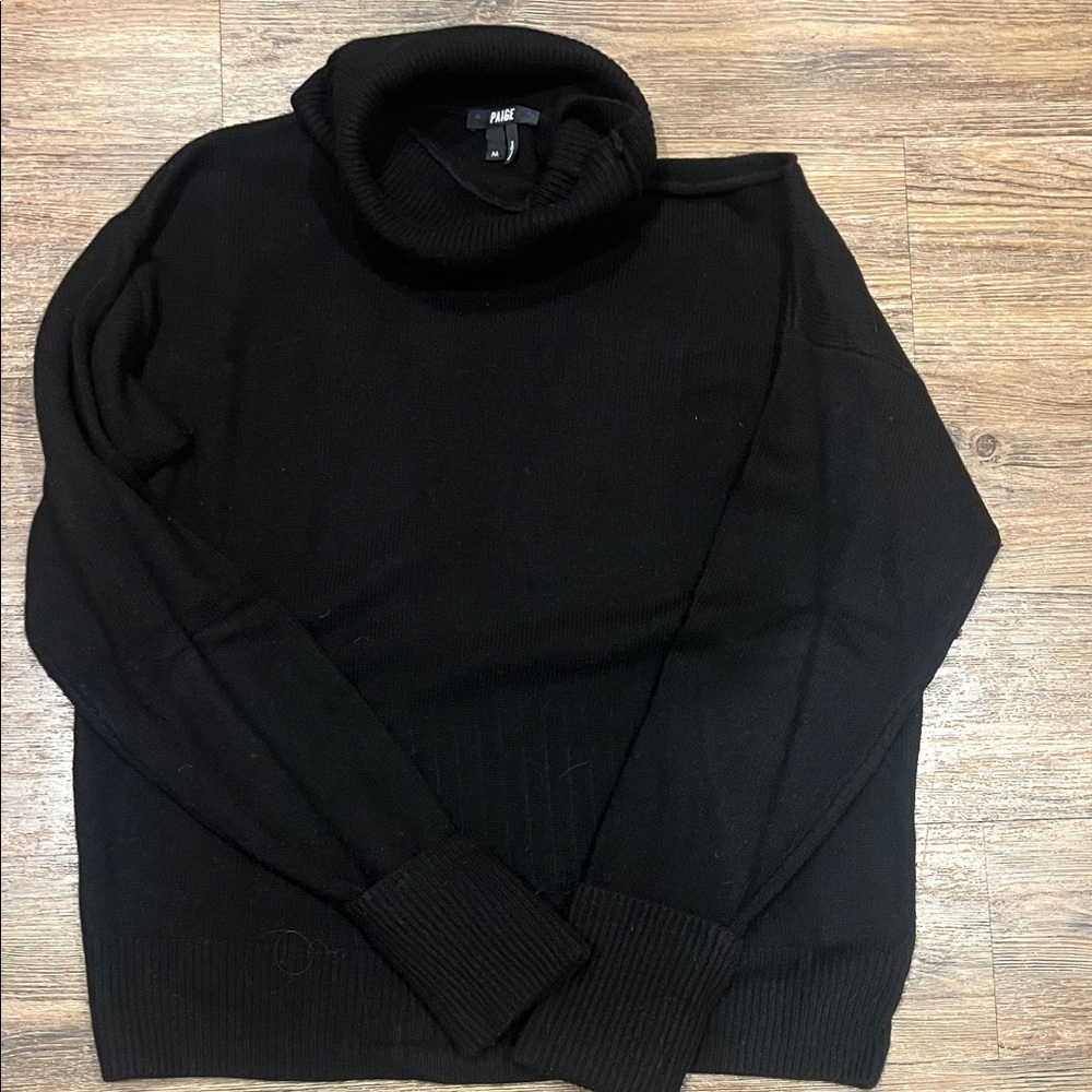 Women’s  Black one shoulder Turtleneck Sweater